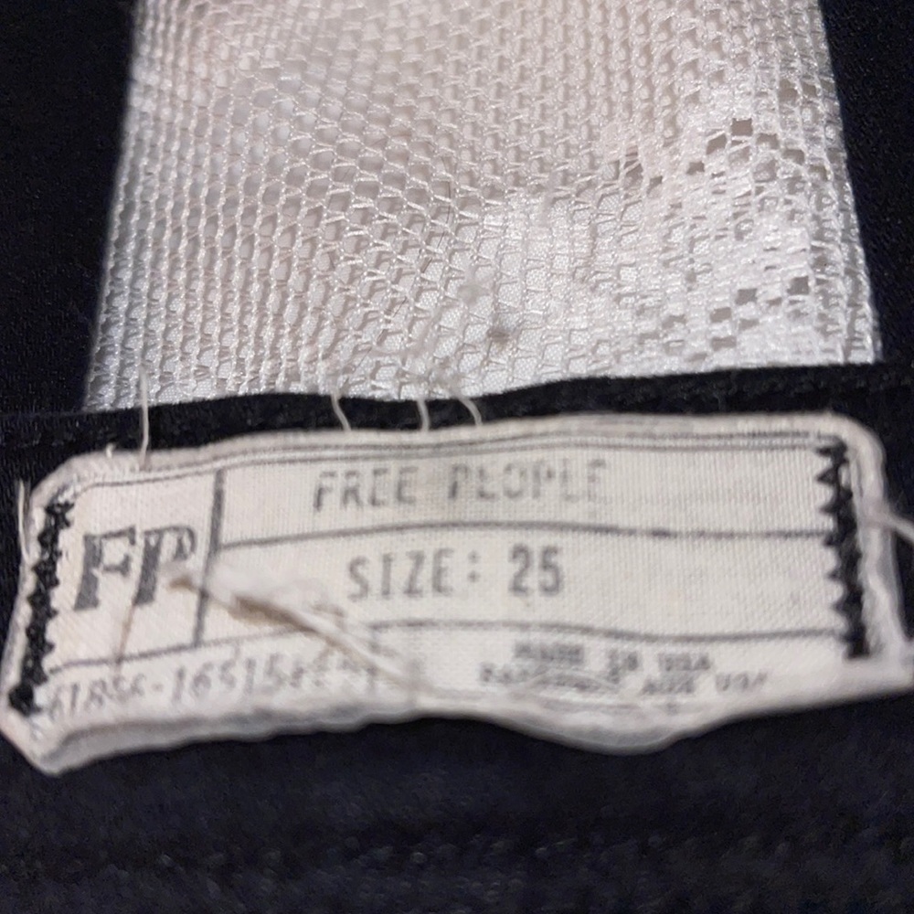 Women’s Free People Black Mid Rise Skinny Jean Size 25 - Picture 3 of 5